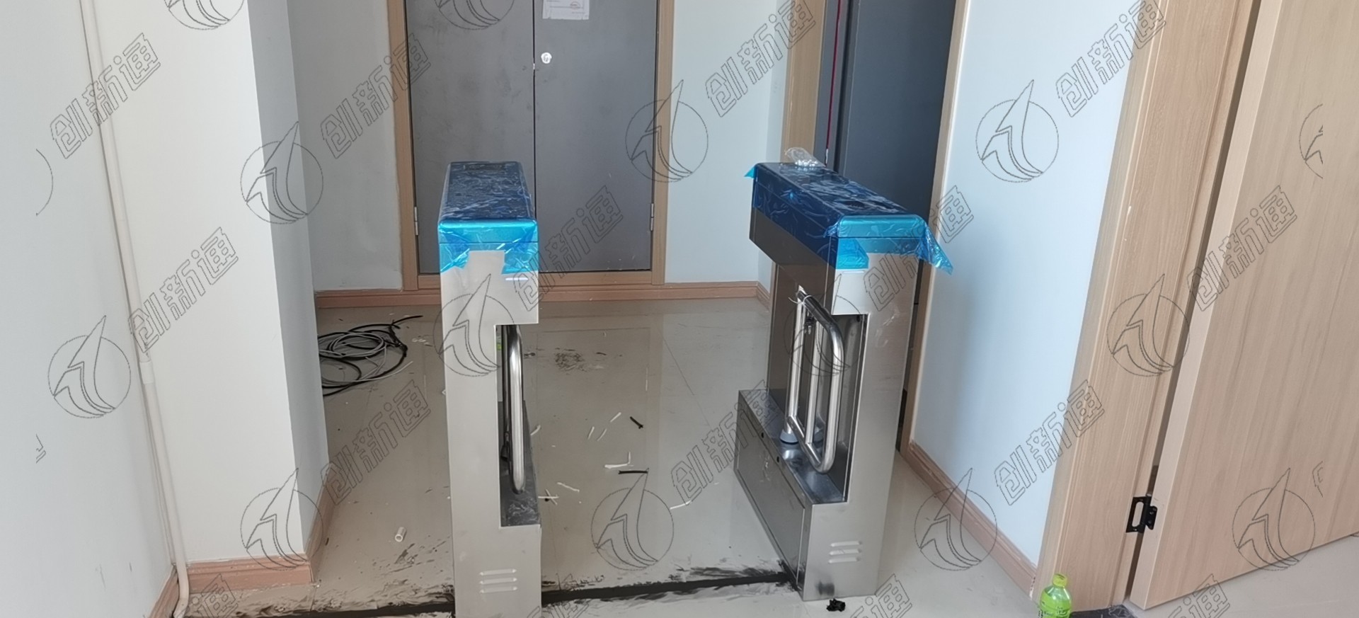 擺閘,三輥閘,速通閘,旋轉(zhuǎn)閘,平移閘,一字閘,人臉識(shí)別，