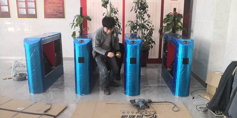 擺閘,三輥閘,速通閘,旋轉(zhuǎn)閘,平移閘,一字閘,人臉識(shí)別，